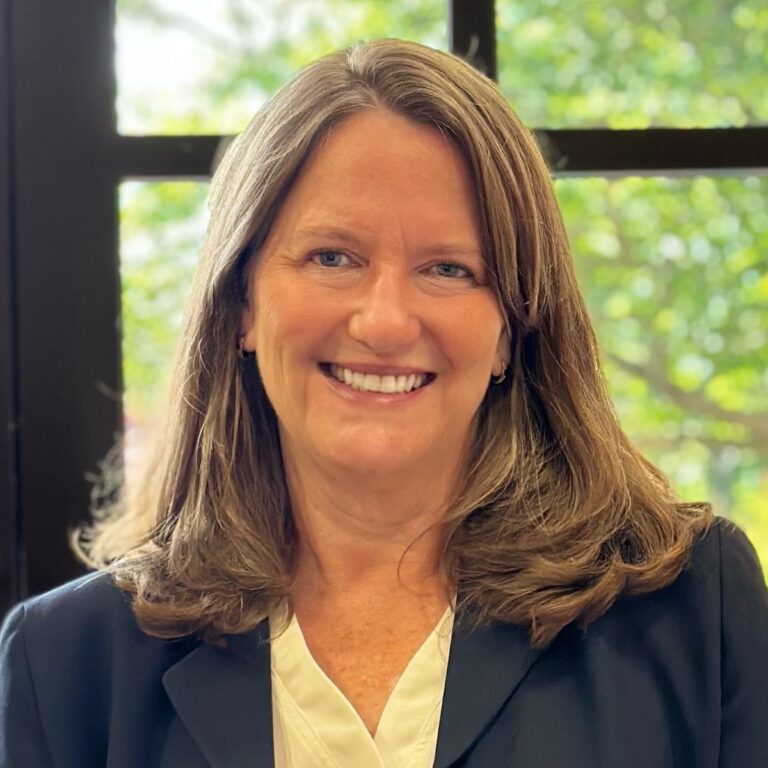 Julie Starr